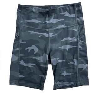 Athleta Ultimate Stash Pocket Camo 7" Biker Shorts